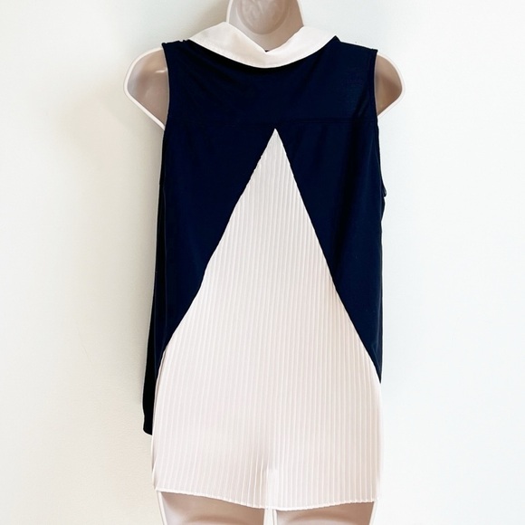 Pinque High Low Women’s Button Down Collared Tank Top Navy Blue Cream White M - Picture 2 of 6